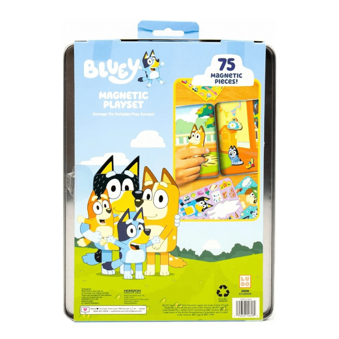 LATINHA MAGNÉTICA FAMILIA BLUEY COM 75 PEÇAS E 2 CENÁRIOS PARA BRINCAR E CRIAR