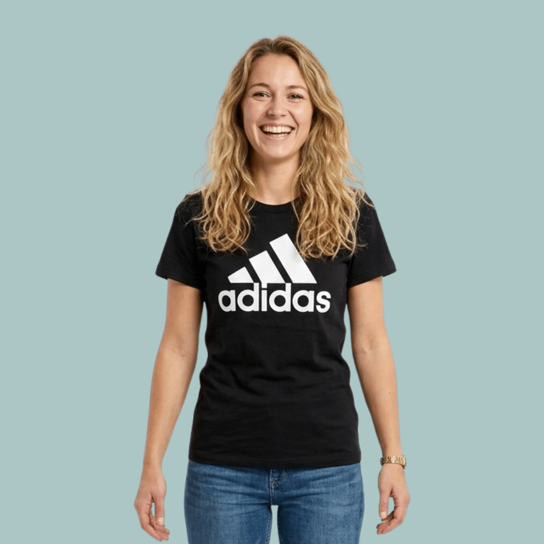 CAMISETA FEMININA ADIDAS PRETA COM LOGO BRANCA
