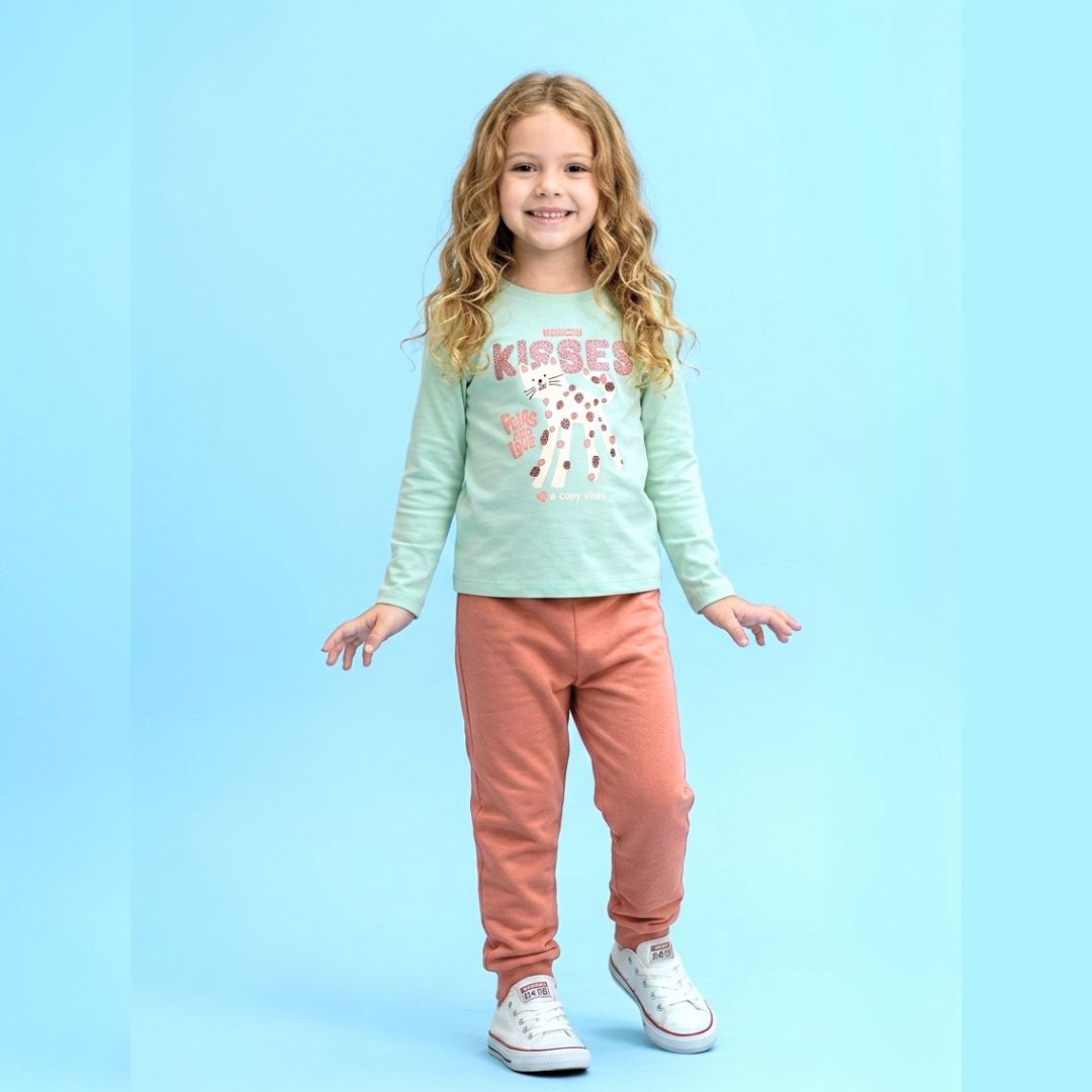 CONJUNTO INFANTIL BRANDILI MOLETOM PELUCIADO GATINHA KISSES