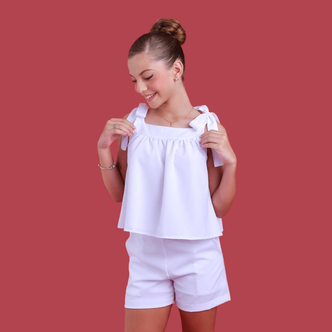 CONJUNTO INFANTIL VERÃO BRANCO ALÇAS DE LAÇO