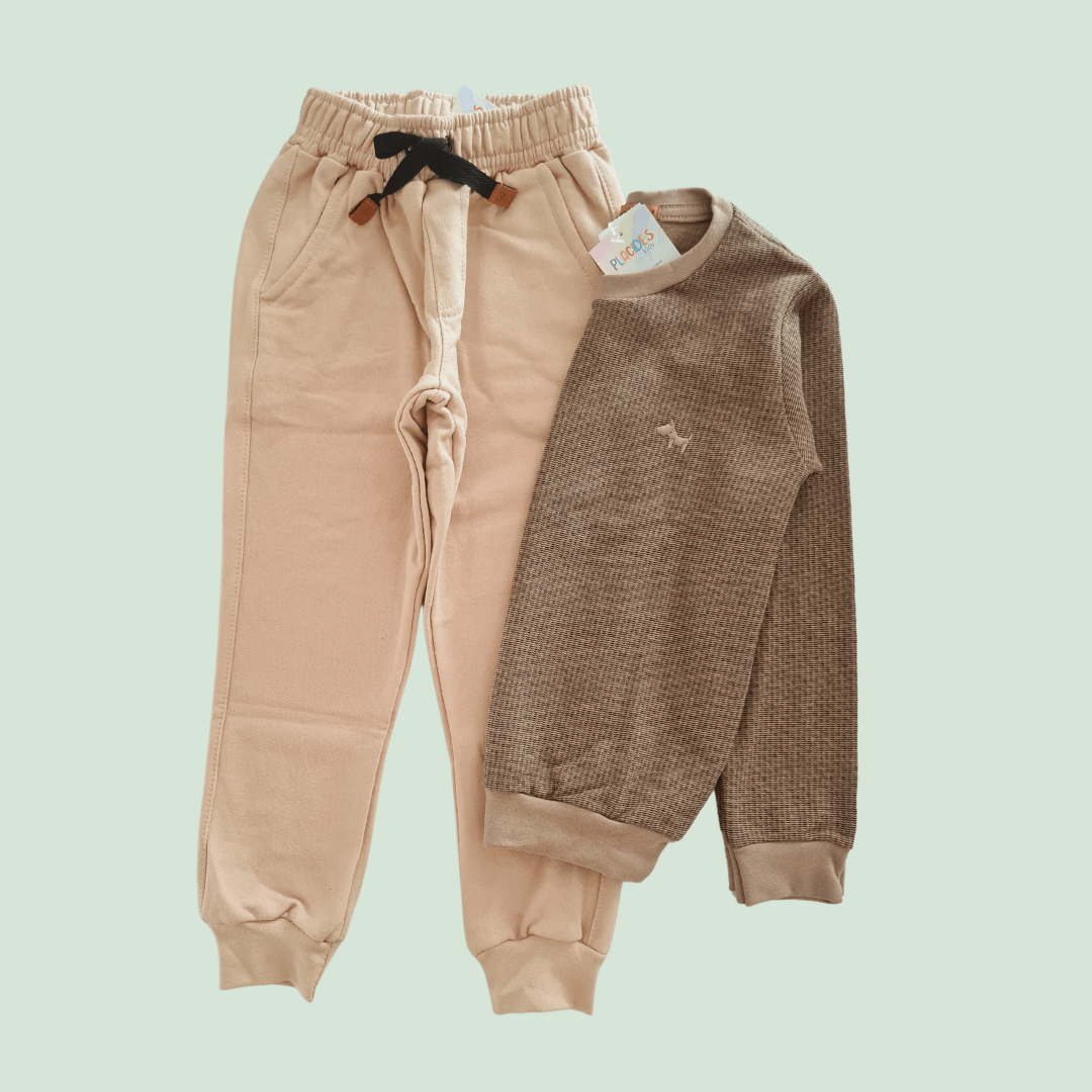 CONJUNTO INFANTIL SUETER E CALÇA MOLETOM PELUCIADO BEGE