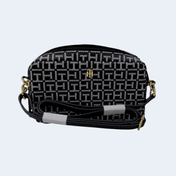 KIT BOLSA CROSSBODY TRANSVERSAL PRETA LOGO + PORTA CARTÕES PRETO LISO TOMMY HILFIGER