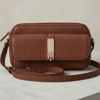 BOLSA CROSSBODY TRANSVERSAL MARROM LISA XW08457 TOMMY HILFIGER