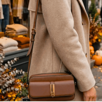 BOLSA CROSSBODY TRANSVERSAL MARROM LISA XW08457 TOMMY HILFIGER