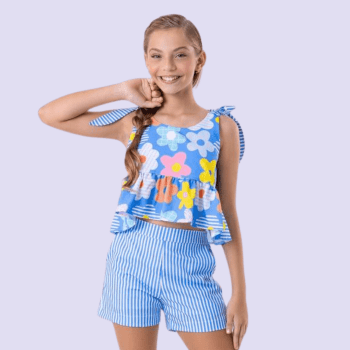 CONJUNTO INFANTIL VERÃO AZUL COM LISTRAS E FLORES