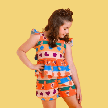 CONJUNTO INFANTIL VERÃO COLORIDO COM ESTAMPA LUDICA