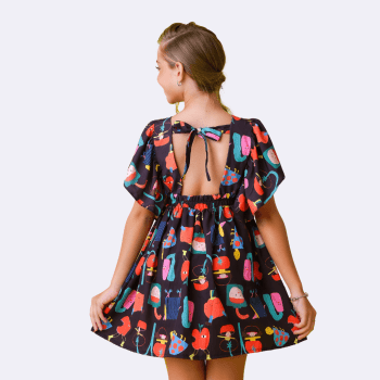 VESTIDO INFANTIL CHARLOTE FUNDO PRETO E ESTAMPA LUDICA